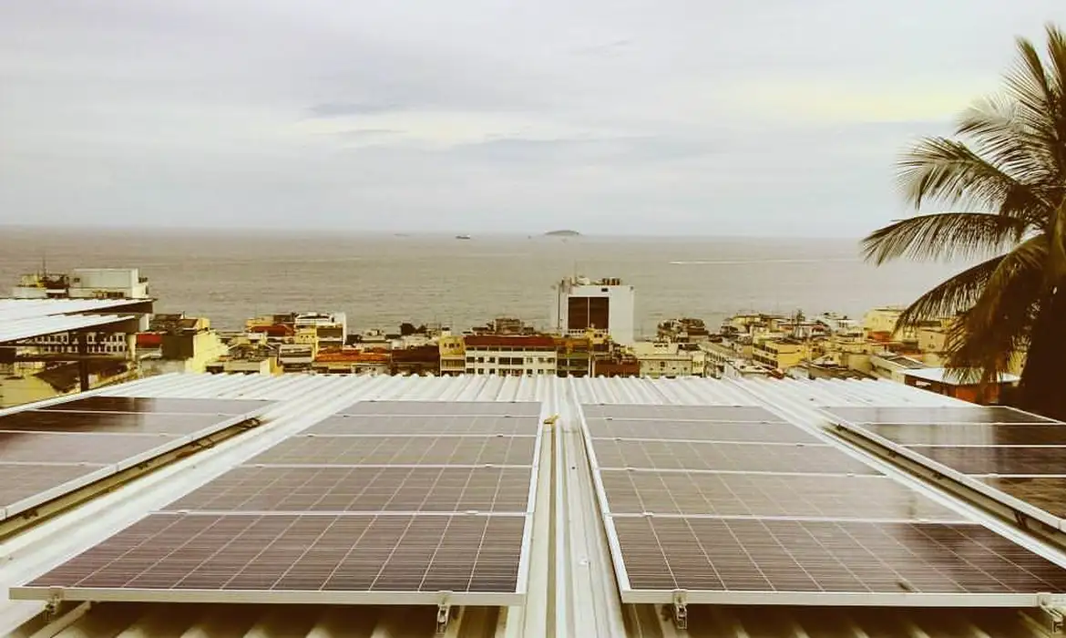 Energia solar cresce 26% no RN entre janeiro e junho de 2025