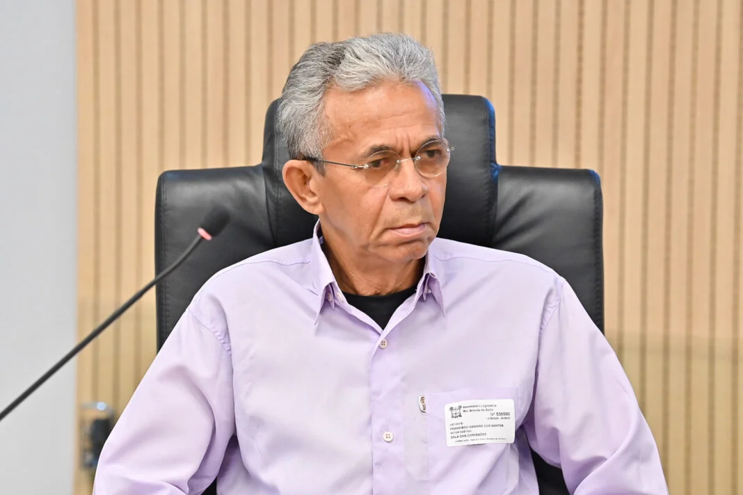 Morre presidente do Conselho de Saúde do RN após AVC durante audiência