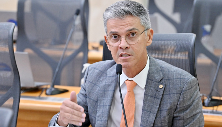 Coronel Azevedo afirma que decisão de Fátima expõe fragilidade política